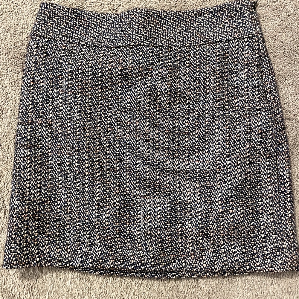Ann Taylor pencil skirt- size 4